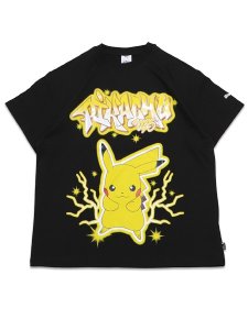 画像1: PUMA POKEMON HOOPS PIKACHU TEE-PUMA BLACK (1)