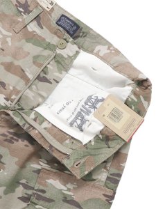 画像4: 【送料無料】LEVI'S CARRIER CARGO LIGHTWEIGHT 9" SHORTS OMBRE CAMO SOFT (4)
