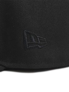画像8: NEW ERA 59FIFTY BLK ON BLK WHITE SOX (8)