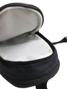 画像4: NIKE NSW COMMUTE CROSSBODY 1L-BLACK/REFLECT SILVER (4)