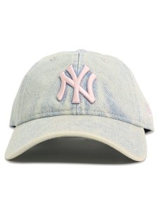 画像2: NEW ERA 9TWENTY OVER DYE DENIM YANKEES WHITE/PINK JOY (2)