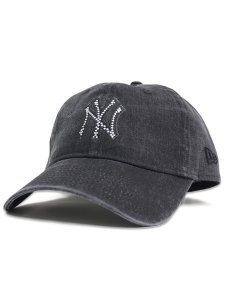 画像1: NEW ERA 9TWENTY RHINESTONE WASHED COTTON YANKEES BLACK (1)