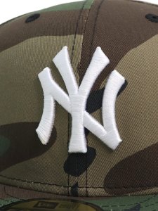 画像8: NEW ERA 59FIFTY CS YANKEES CTWN SUBWAY00 U/ORG FB CAMO/WHT (8)