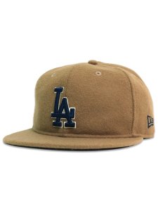 画像1: NEW ERA 9FIFTY SOFT BUCKRAM MELTON DODGERS BEIGE/NAVY (1)
