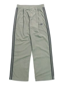 画像1: 【送料無料】ADIDAS FIREBIRD CORDUROY TRACK PANTS-SILVER PEBBLE (1)