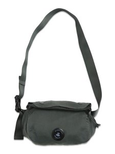 画像1: 【送料無料】C.P.COMPANY NYLON B LENS WAIST BAG CASTOR GRAY (1)