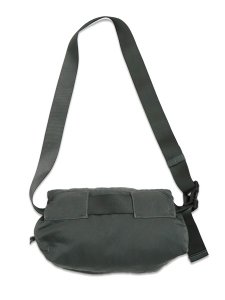 画像2: 【送料無料】C.P.COMPANY NYLON B LENS WAIST BAG CASTOR GRAY (2)