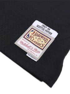 画像6: 【送料無料】MITCHELL & NESS SWINGMAN JERSEY BULLS 97-98 #33 S.PIPPEN (6)