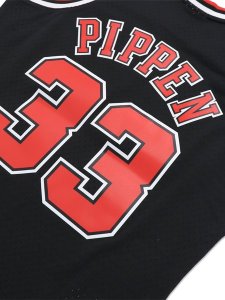 画像4: 【送料無料】MITCHELL & NESS SWINGMAN JERSEY BULLS 97-98 #33 S.PIPPEN (4)