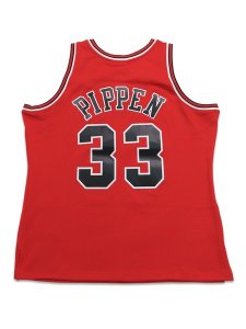 画像2: 【送料無料】MITCHELL & NESS SWINGMAN JERSEY BULLS 97-98 #33 S.PIPPEN (2)