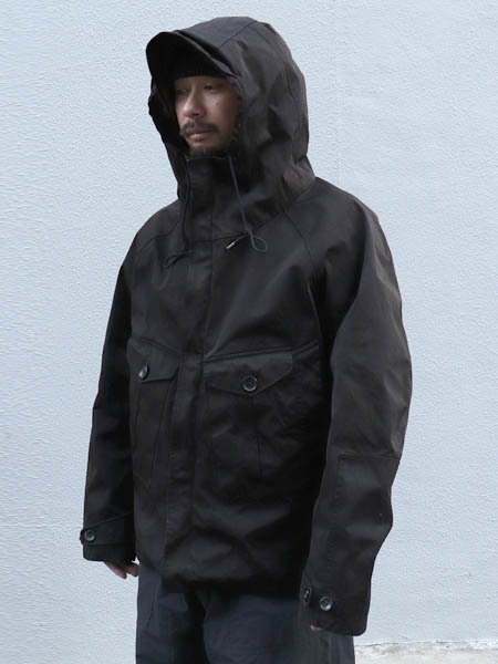 C.E :::::: ><< :+: ><< ><< Anorak